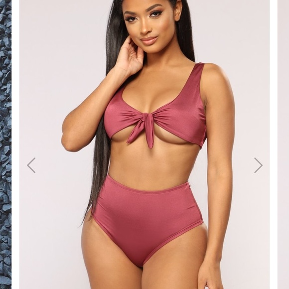 Swim suit - Picture 2 of 7